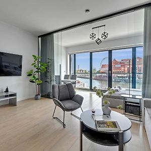 Symfonia Amazing River View Apartment By Downtown Apartments